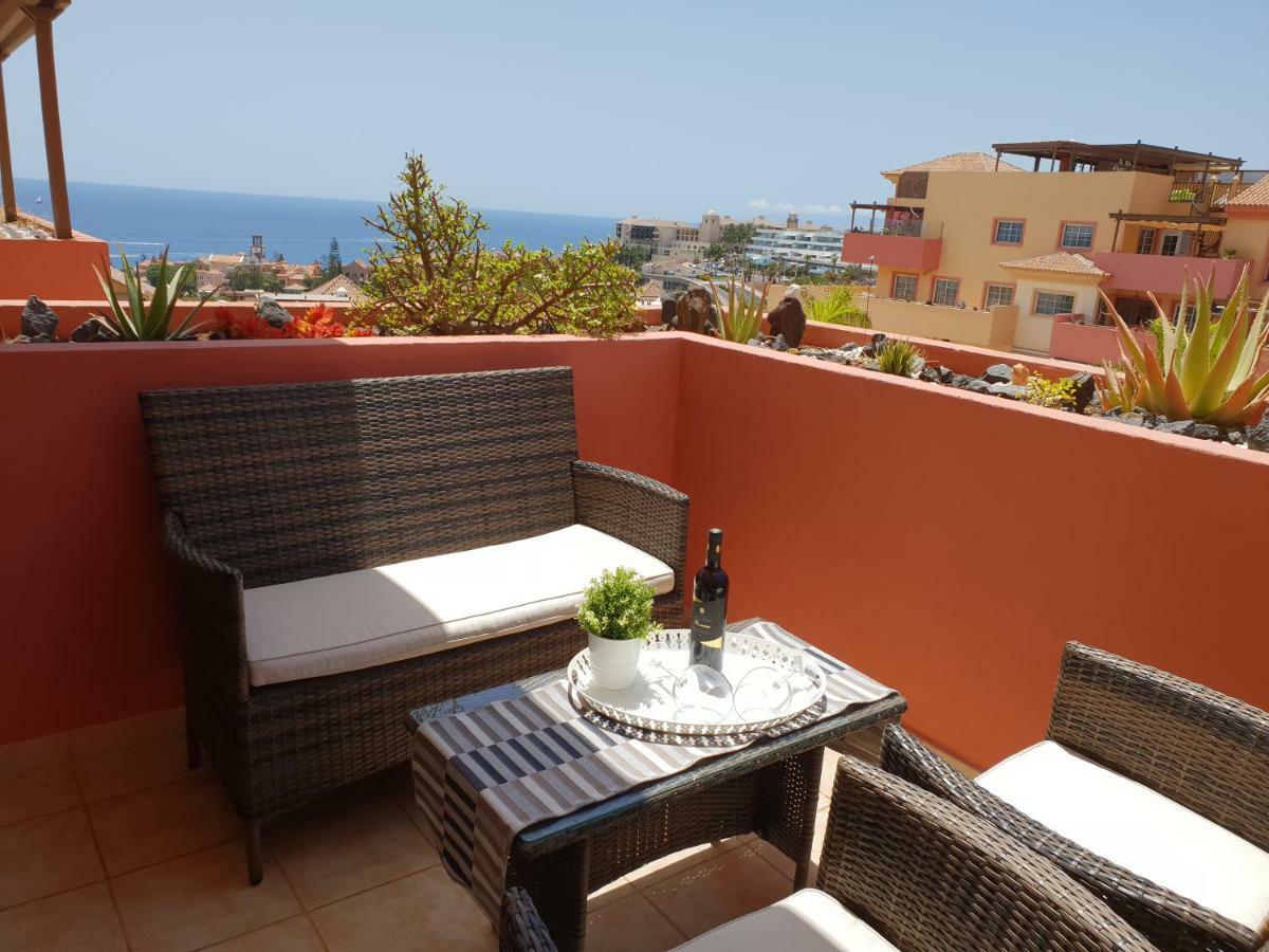 Terrazas Del Duque 2: Beachfront Oasis with Sea Views and Heated Pool Costa Adeje  Exterior photo