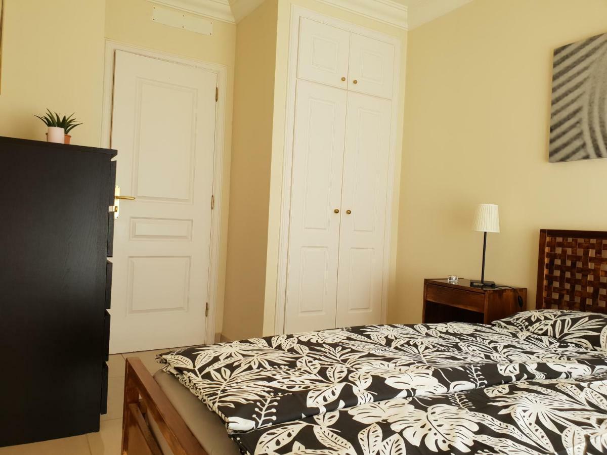 Terrazas Del Duque 2: Beachfront Oasis with Sea Views and Heated Pool Costa Adeje  Exterior photo