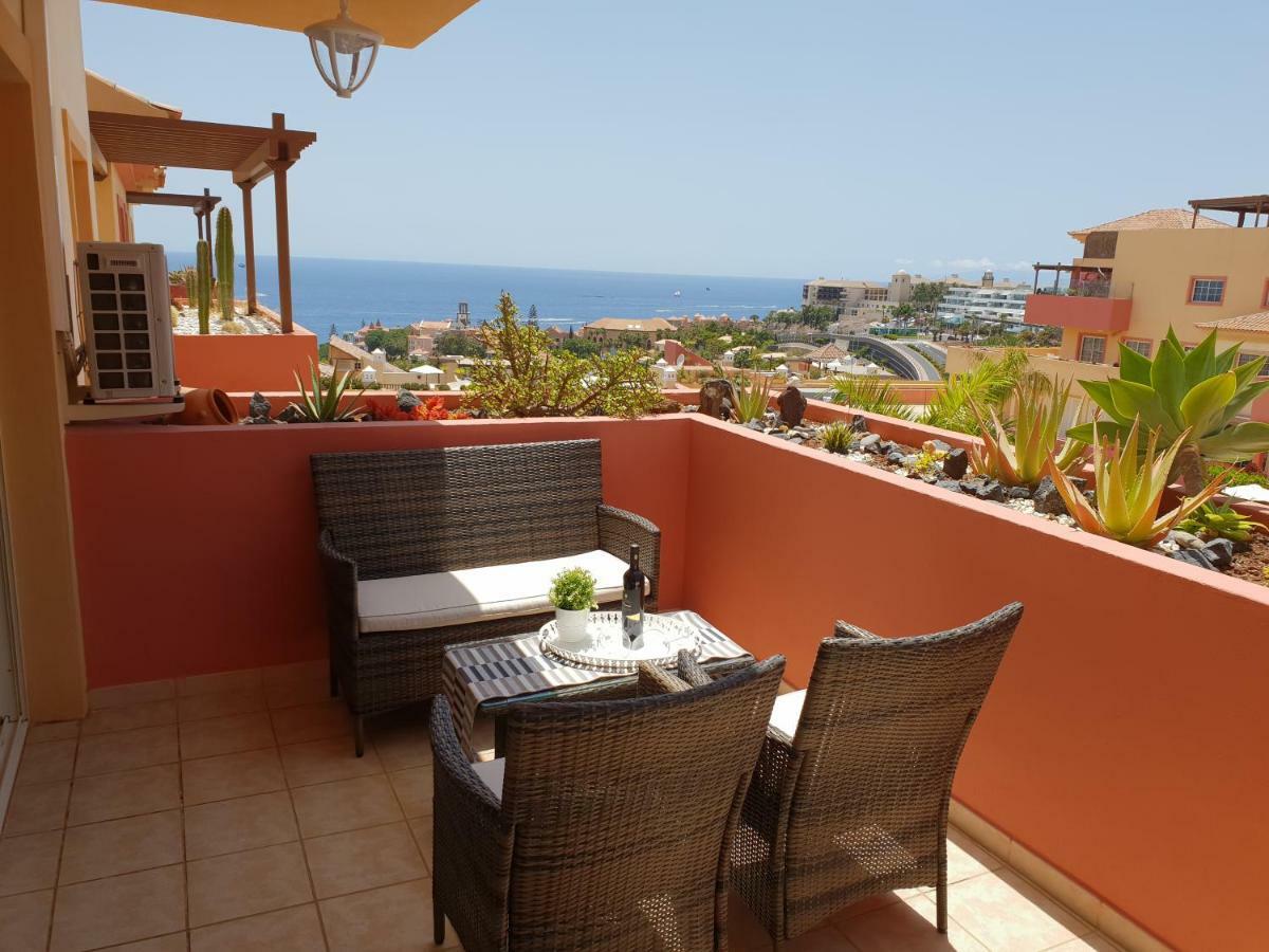 Terrazas Del Duque 2: Beachfront Oasis with Sea Views and Heated Pool Costa Adeje  Exterior photo